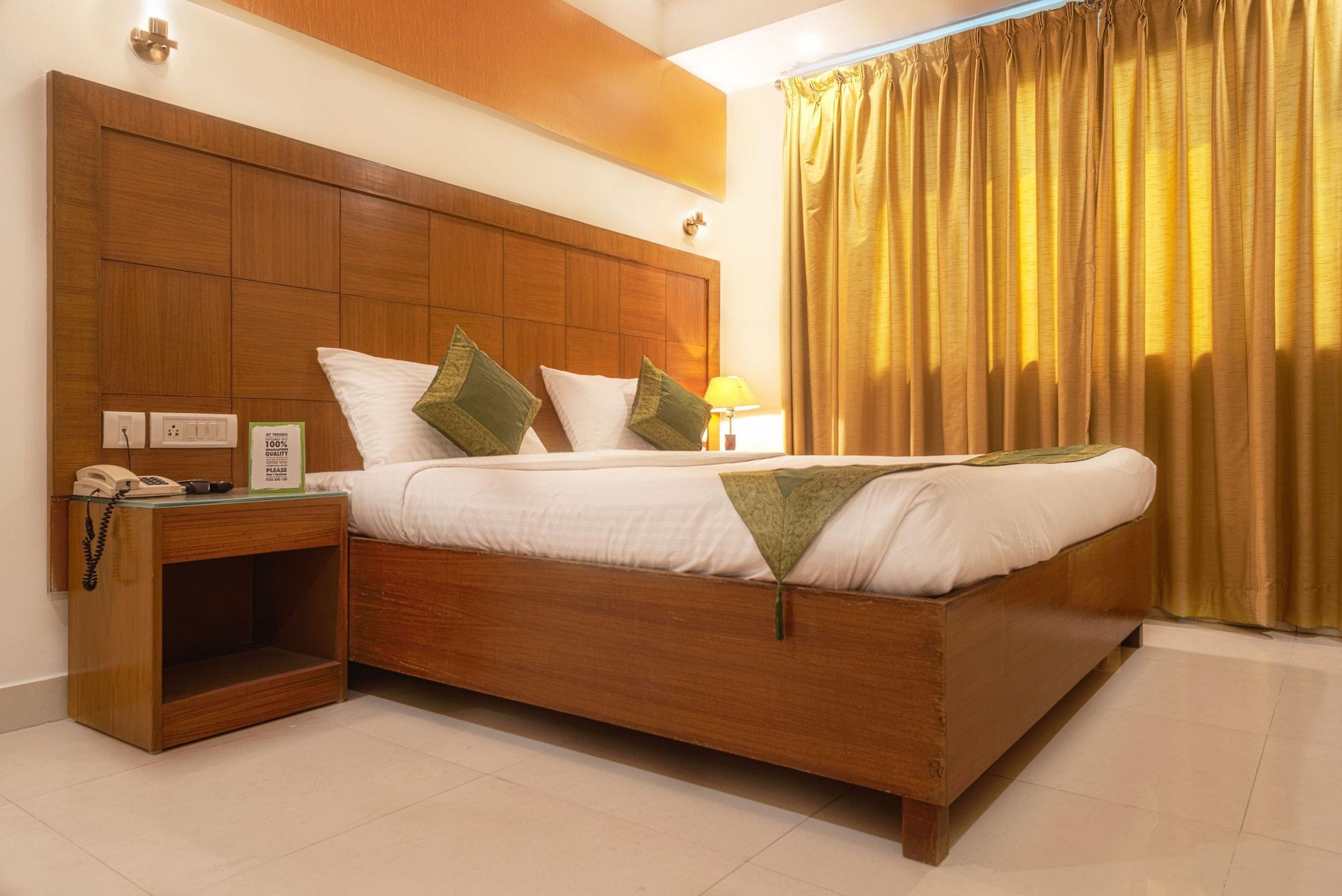 Treebo Trend Grand Plaza Nampally Haiderabad Buitenkant foto