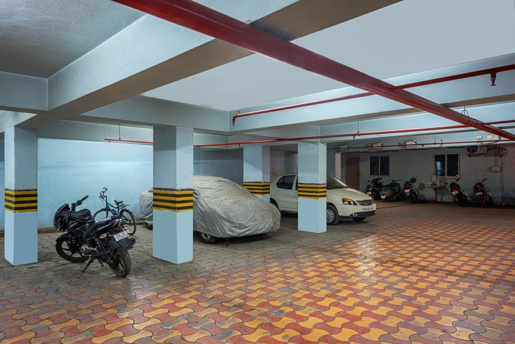 Treebo Trend Grand Plaza Nampally Haiderabad Buitenkant foto